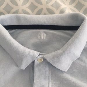 Men’s gap polo. Size M